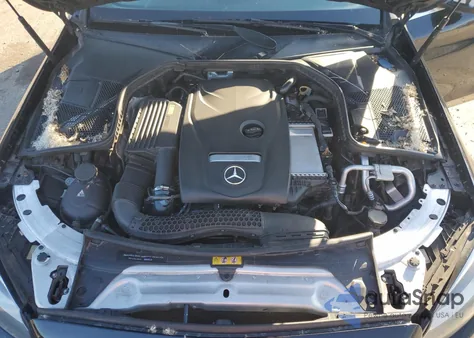 2017 Mercedes-Benz C 300 из США, поврежденный, VIN 55SWF4JB1HU234059